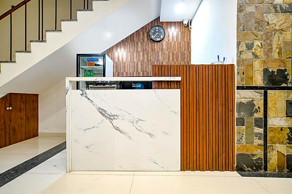 Suraj Kunj by Fabhotel – Indore, OH