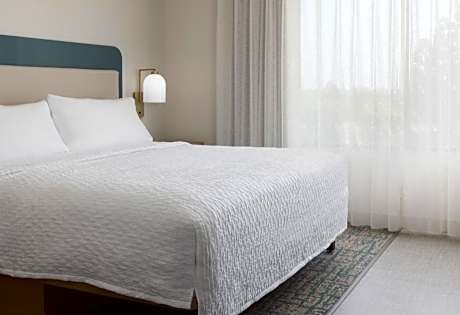 King Studio - Hearing Accessible