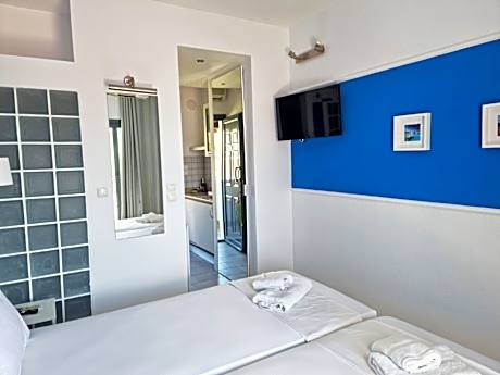 Twin Room with Sea View