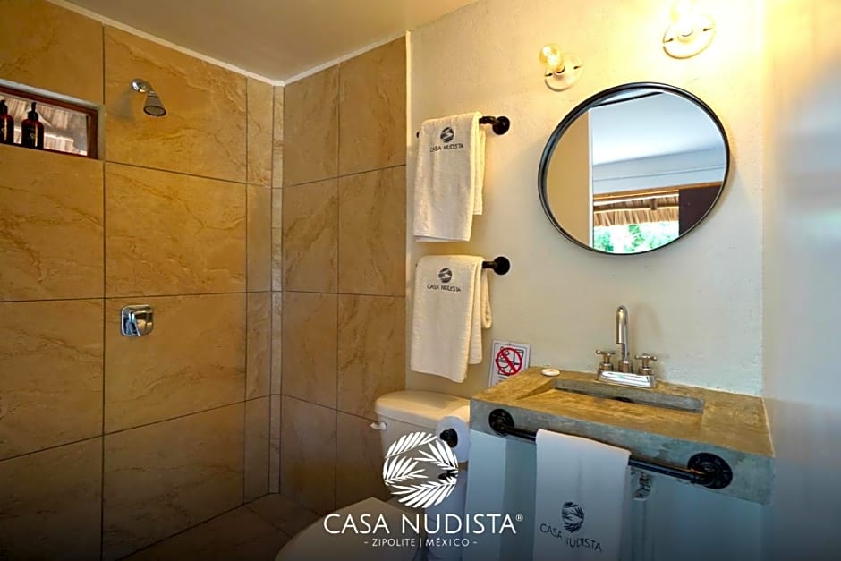 Casa Nudista - LGBT Hotel