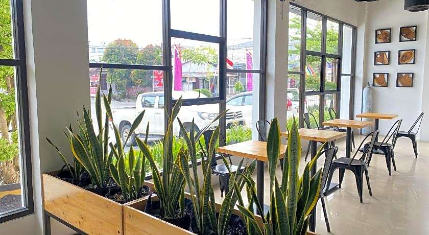 Urbanview Hotel Medio Inn Palu by RedDoorz