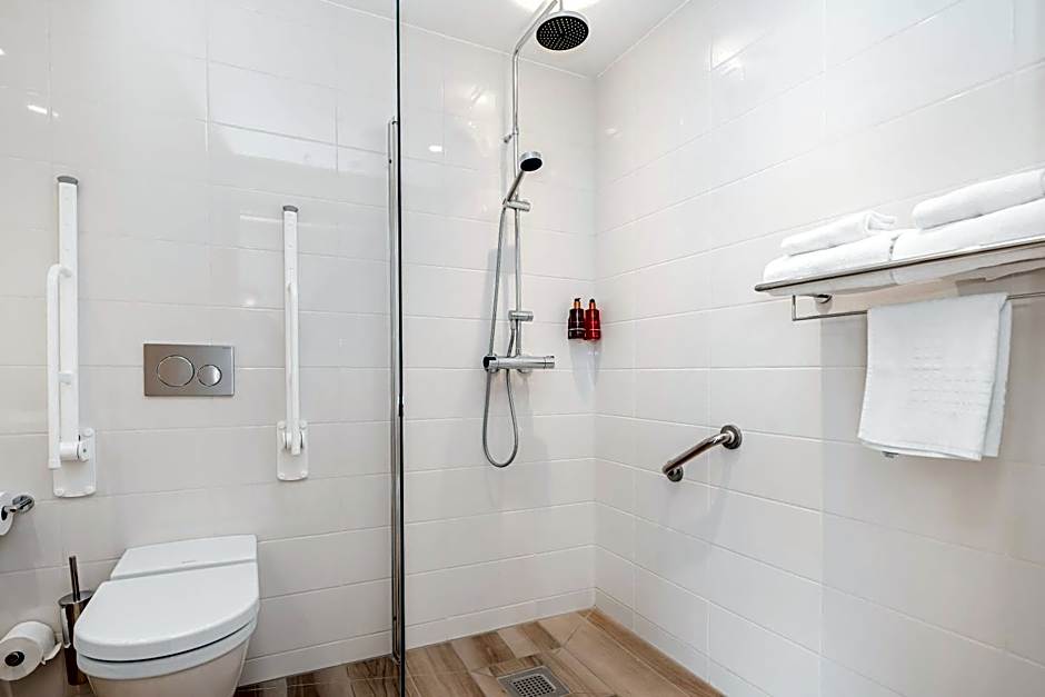 Wood Hotel by Frich's