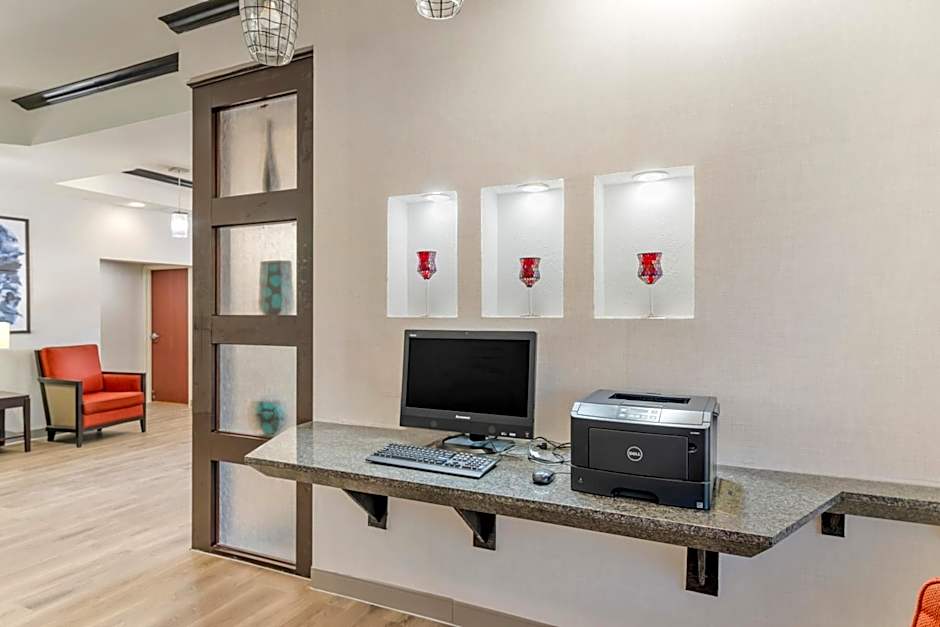 Comfort Suites Pecos