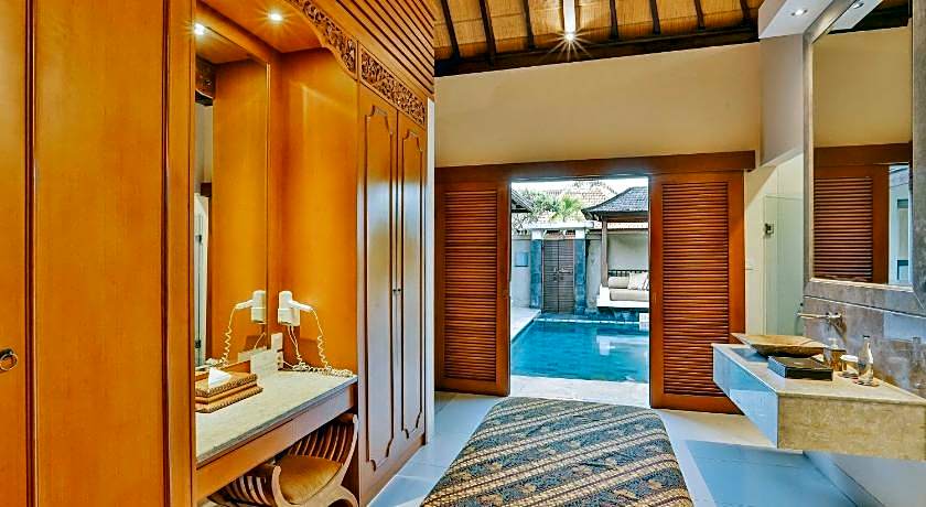 DISINI Luxury Spa Villa
