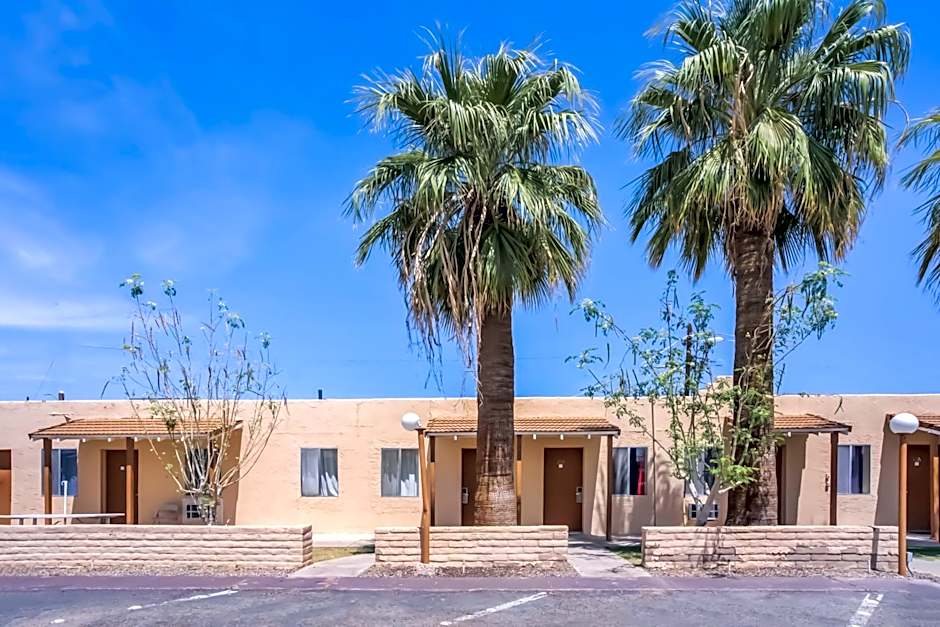 OYO Hotel Yuma AZ - I-8 US-95
