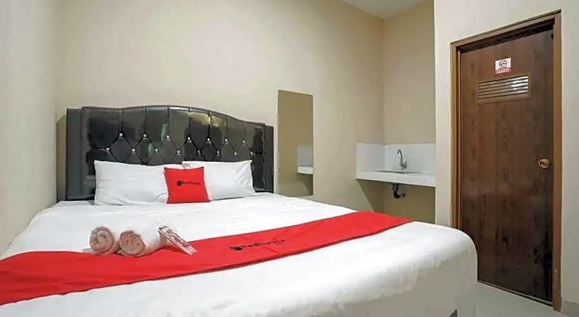 RedDoorz near UBL Lampung 2