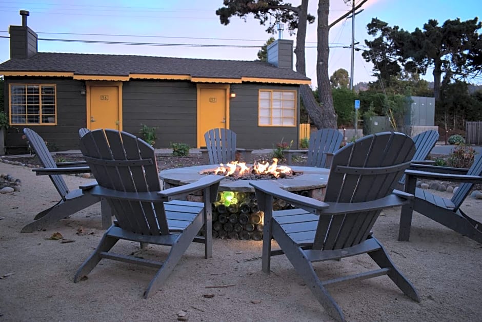 Carmel River Inn