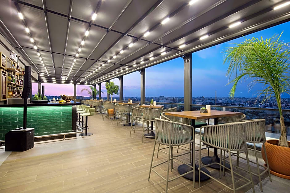 DoubleTree By Hilton Antalya City Centre