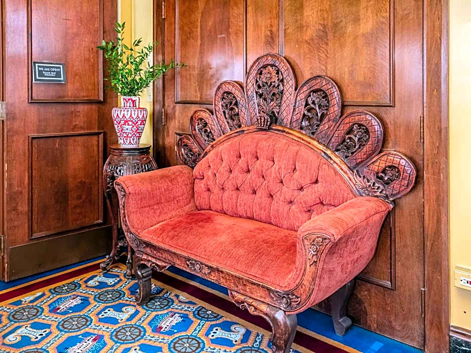 Lafayette Hotel Marietta