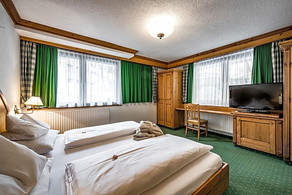 Hotel Alpina Sölden - Adults Only