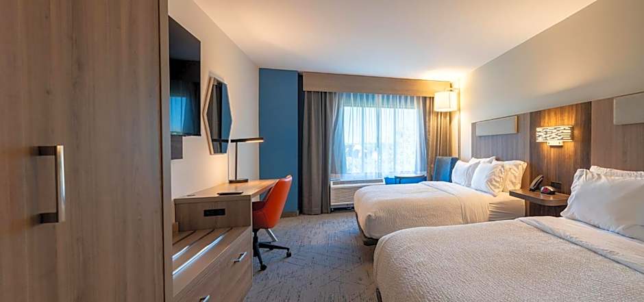 Holiday Inn Express & Suites Murfreesboro West by IHG