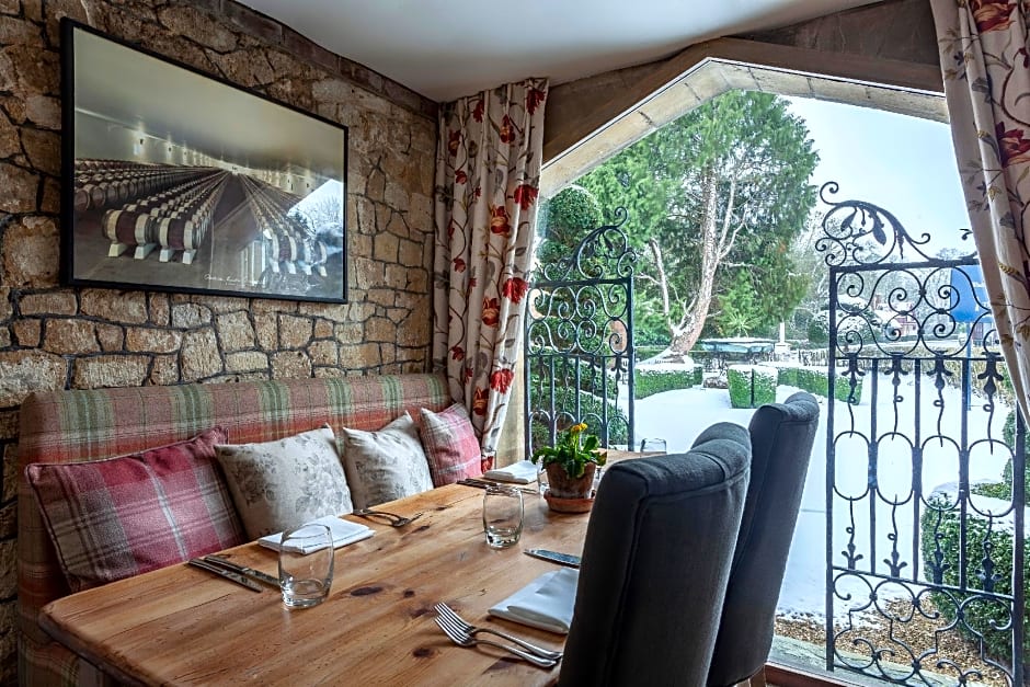 The Five Arrows Hotel