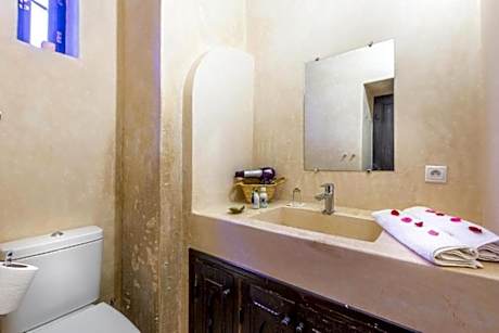 Double Room with Pool View