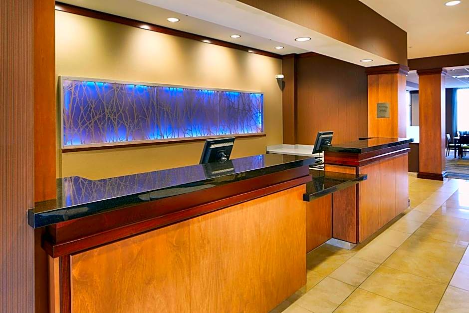 Fairfield Inn & Suites by Marriott Columbus Polaris