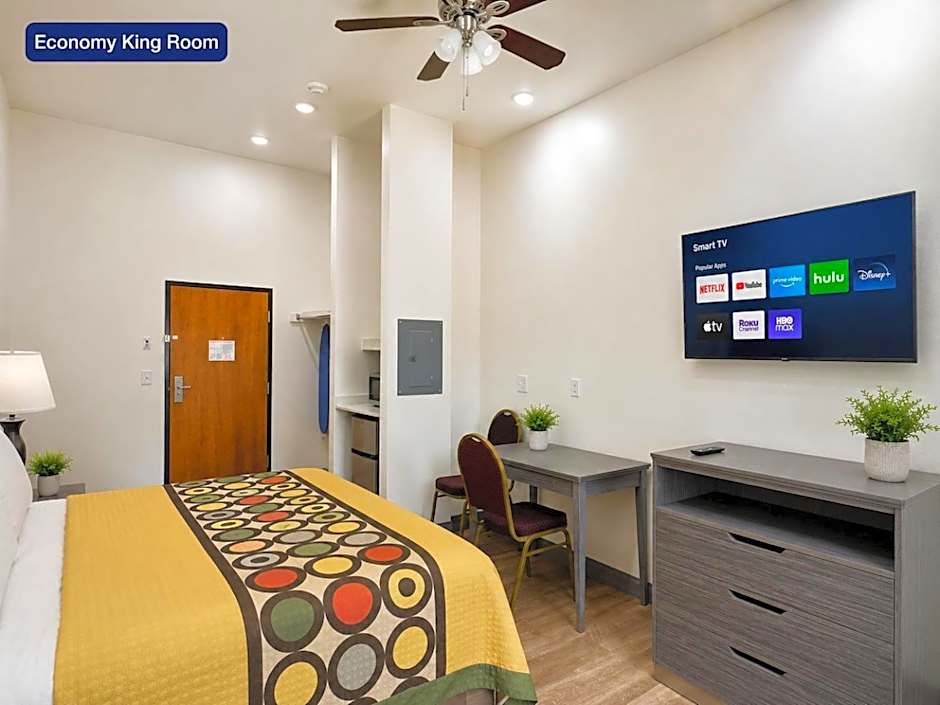 Texas Bungalows Hotel & Hotel Que at Lakeline Austin Cedar Park