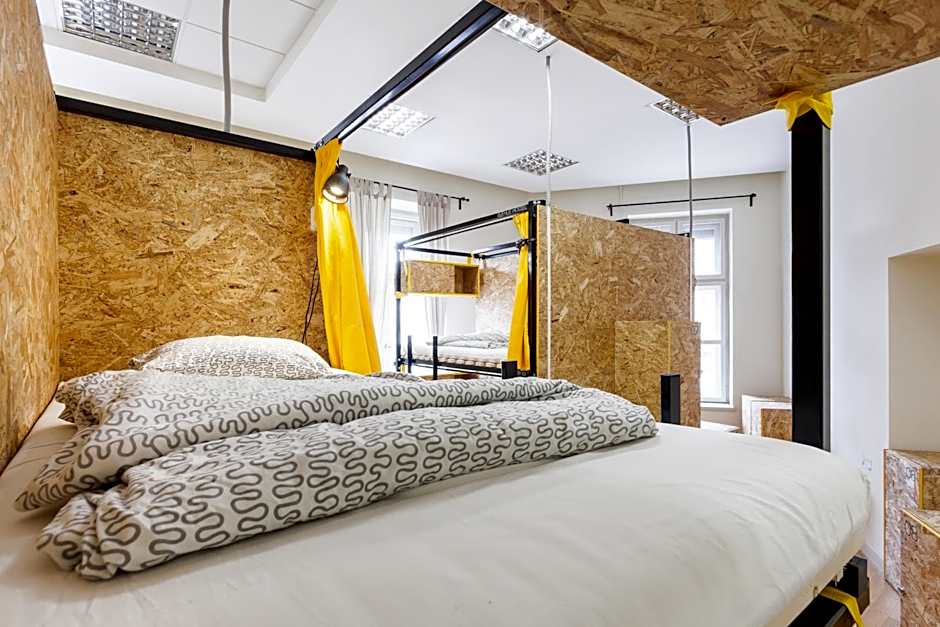 Avenue Hostel