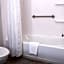 Holiday Inn Express Pembroke By IHG