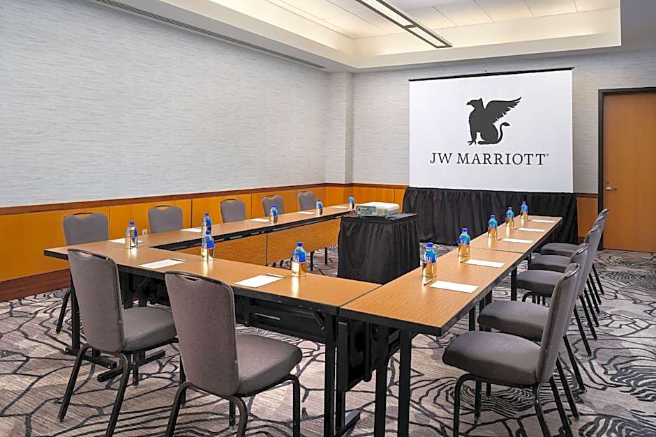 JW Marriott Indianapolis
