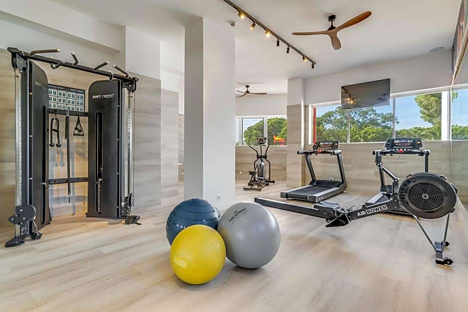 Pestana Delfim Beach & Golf Hotel