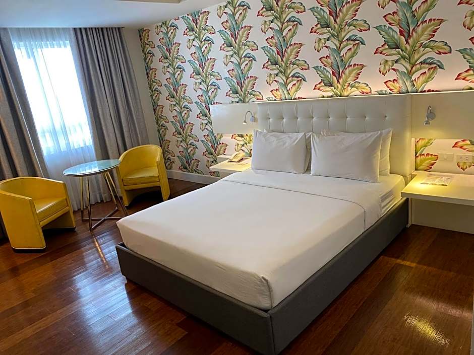 DIVERSION 21 HOTEL