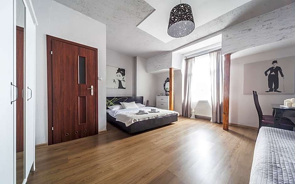 Foto 1 dari 1 — Penthouse Apartment