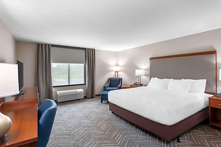 Comfort Inn & Suites Mountain Iron and Virginia