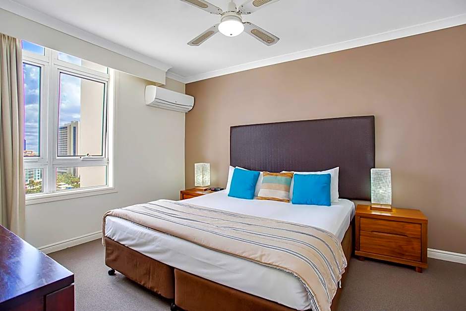 BreakFree Moroccan Surfers Paradise