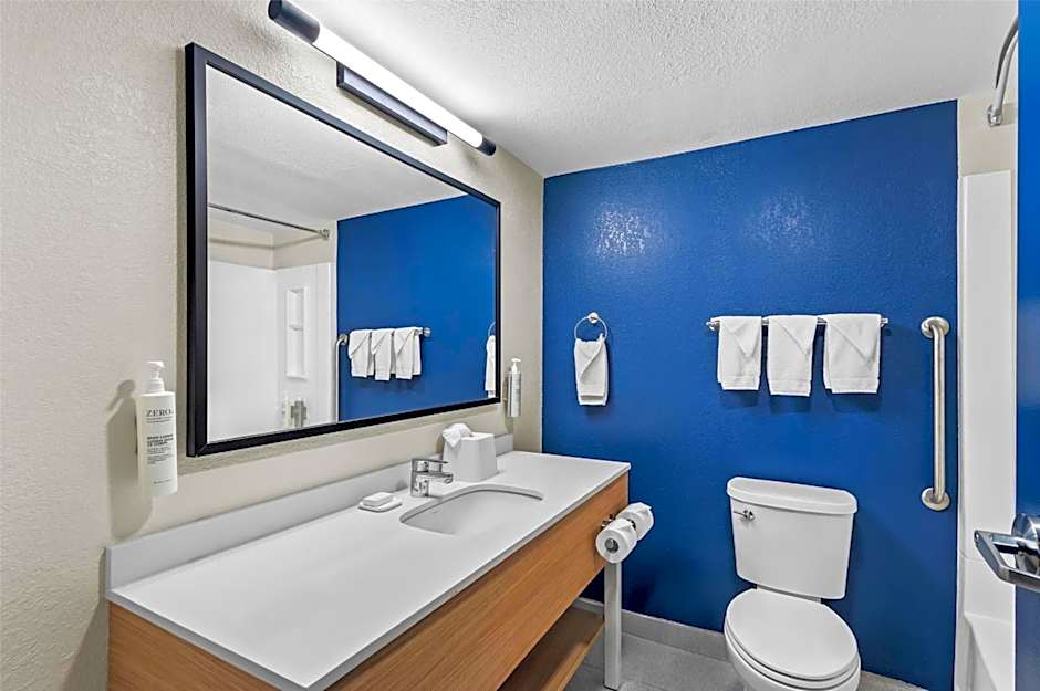 Spark by Hilton Alpharetta Roswell