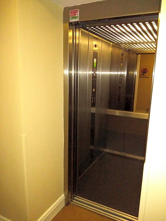 Fairhill House Hotel