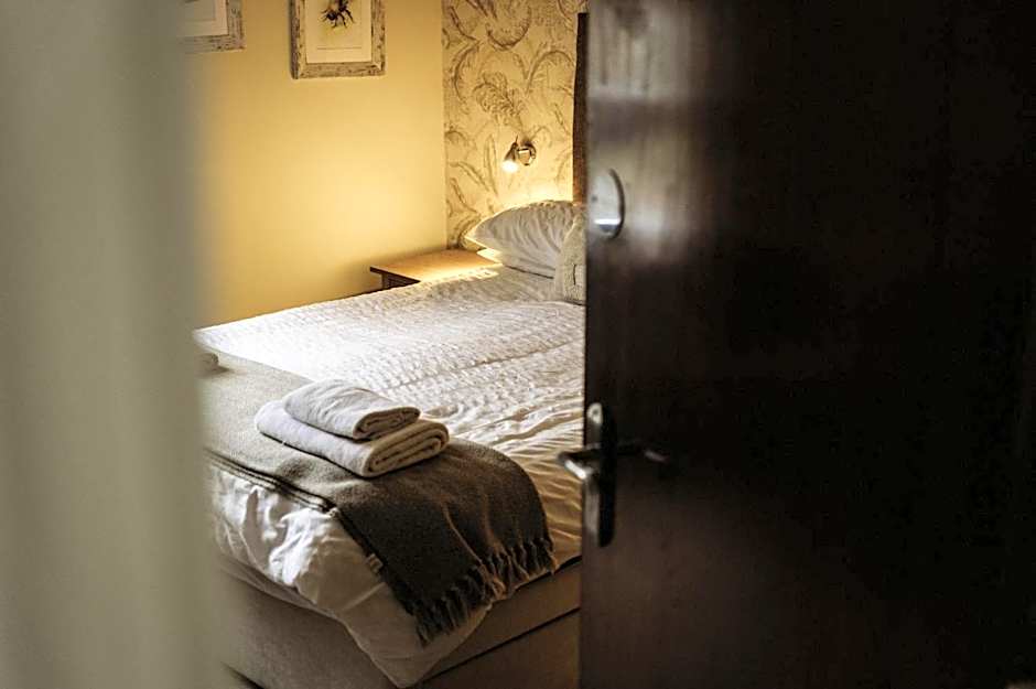 The White Lion Inn
