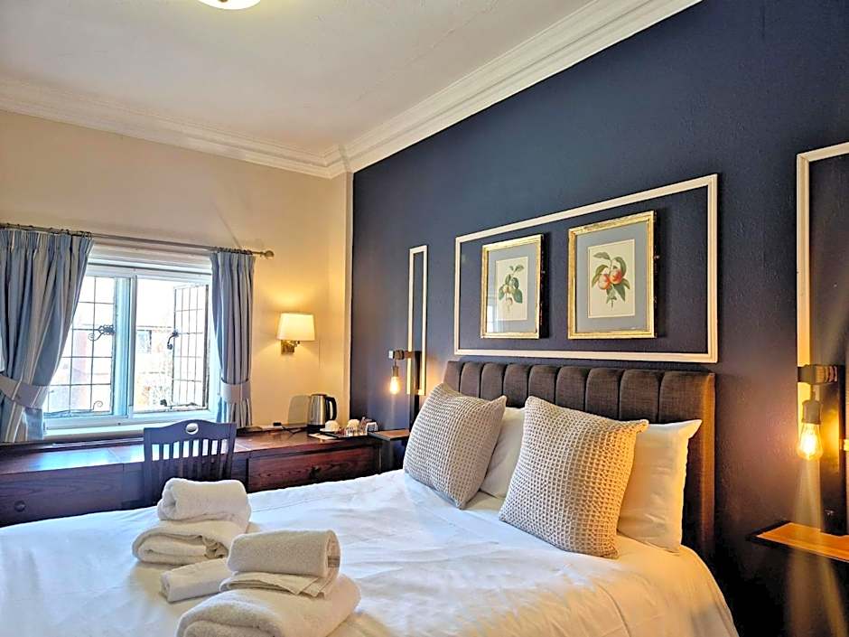 The Devil's Punchbowl Hotel