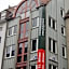 Avenue Hotel