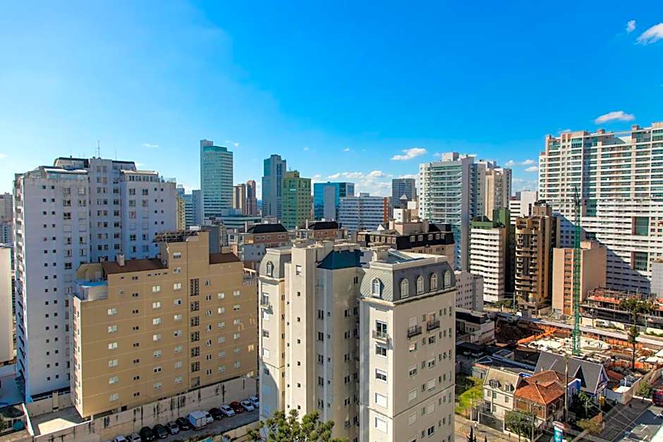 Slaviero Essential Curitiba Batel