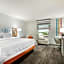 Hampton Inn & Suites Atlanta Buckhead Place