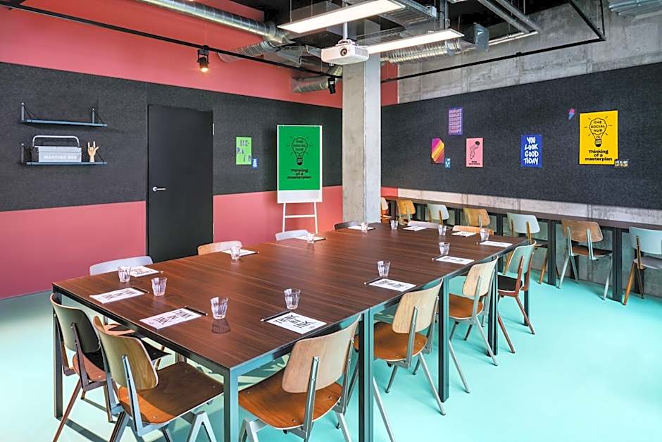 The Social Hub Berlin Alexanderplatz