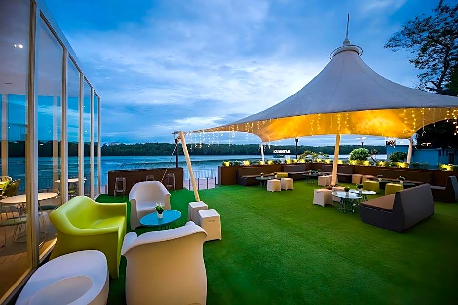 Mega View Hotel