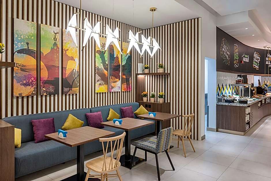 Hampton by Hilton Kuwait Salmiya