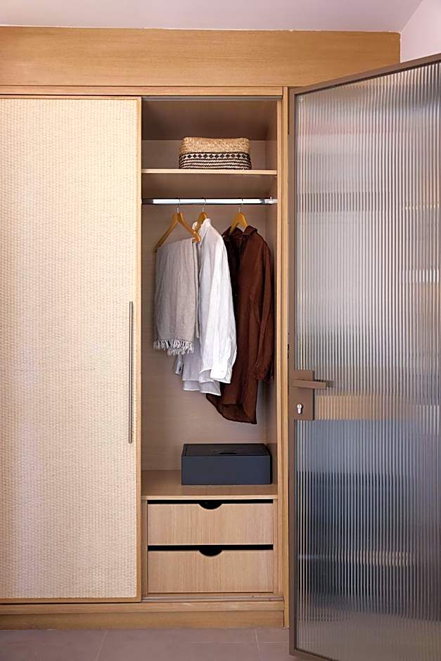 Golden Milos Beach Ηouse by Domotel