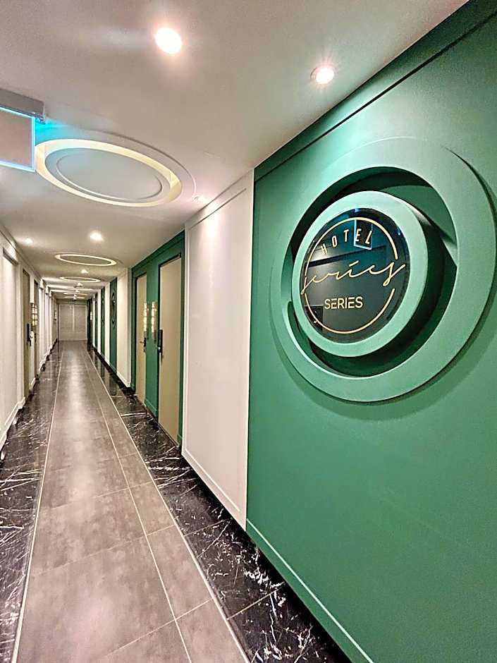 Series hotel