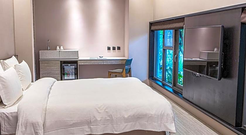 All-Ur Chain Boutique Motel