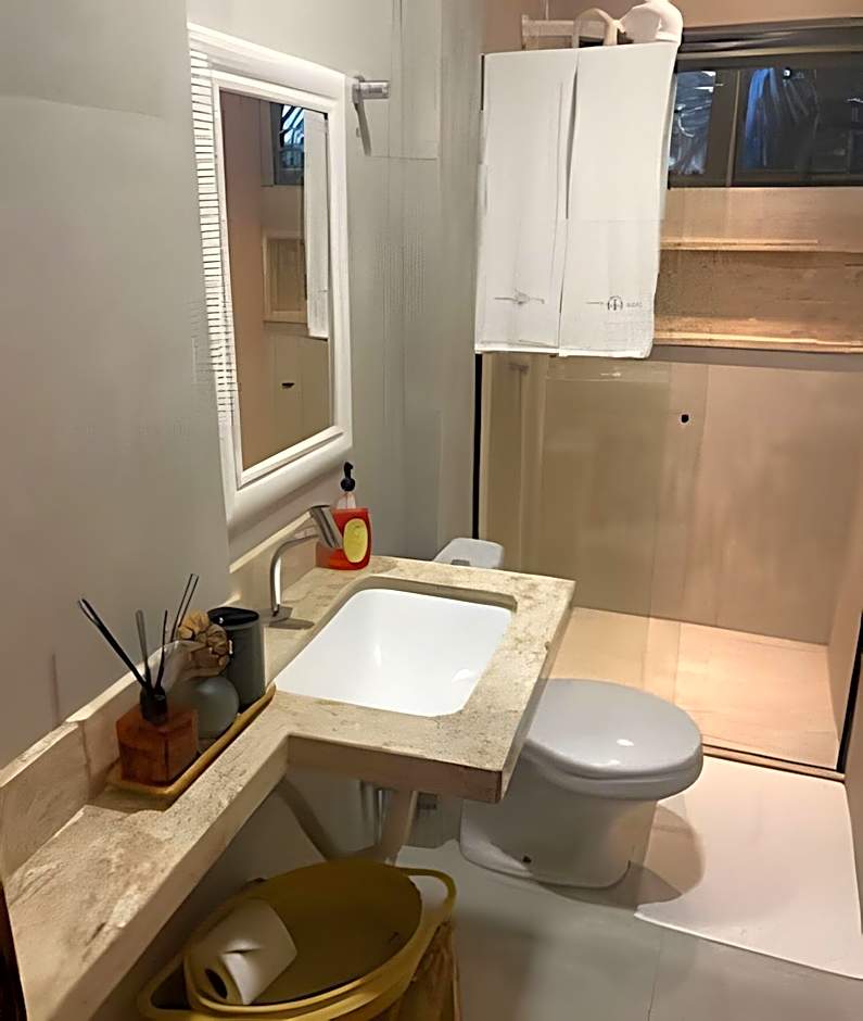 Casa confortável com vista mar e piscina