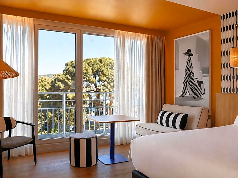 Mercure Nice Promenade Des Anglais