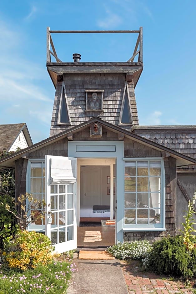 Inns of Mendocino