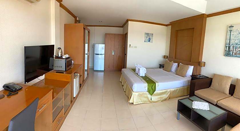 Seaview Sriracha Hotel