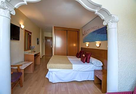 Double Room with Pool View (2 Adults + 1 Child)