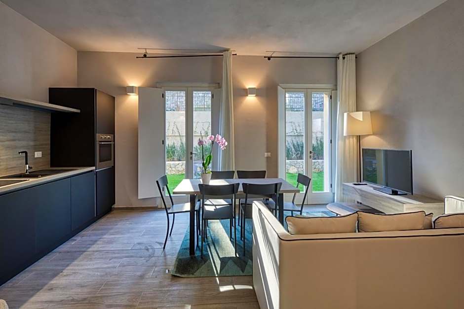 Residence Via Di Francia