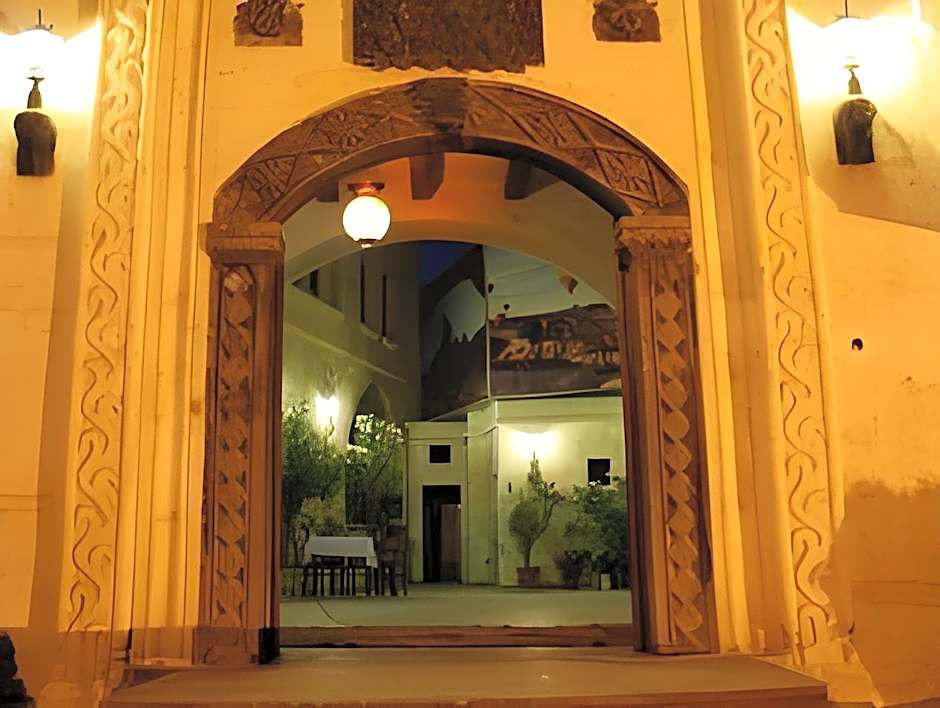 Stone House Cave Hotel