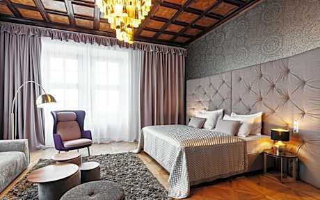 Suite Double Room