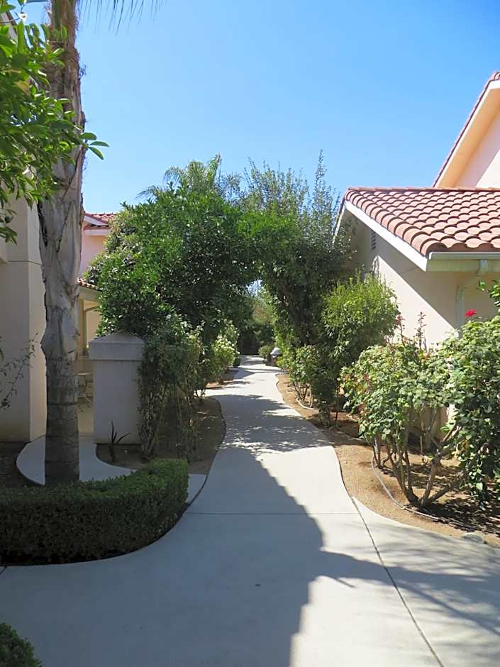 Garden Inn and Suites Fresno