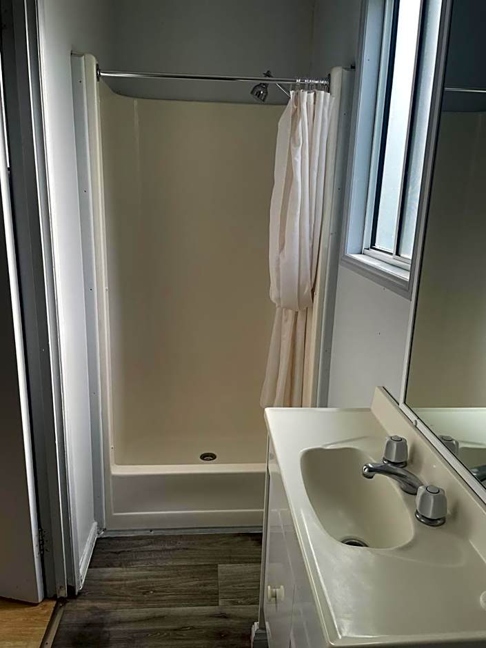 Lani's Holiday Island